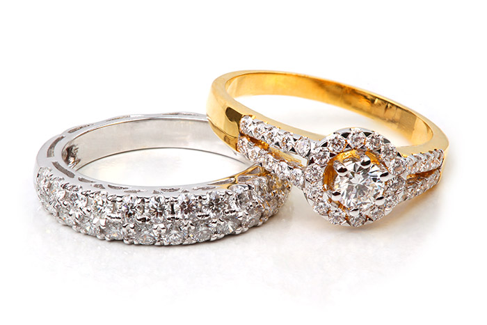 Groom Holds Gold Wedding Ring Stock Photo 444472015 | Shutterstock